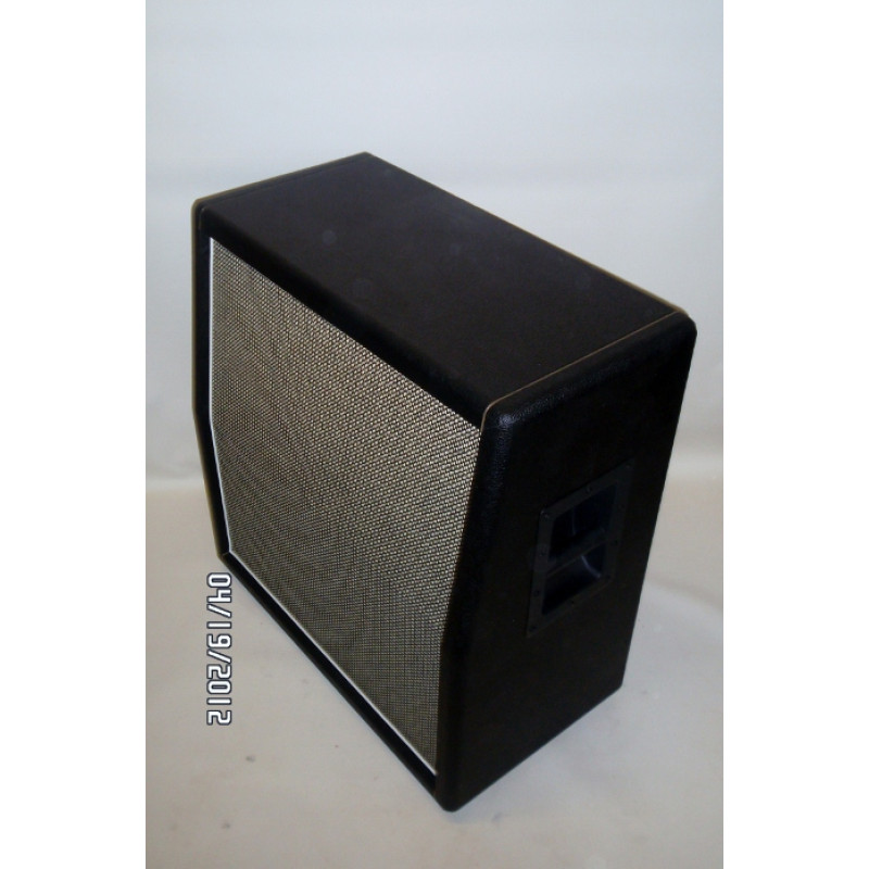 2061 CX 2x12 cab